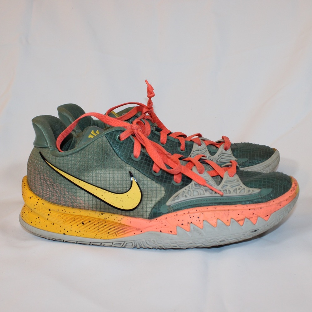 Nike Kyrie 4 Low “Sunrise” Dutch Green/Orange Size‎ 10 Fair Condition